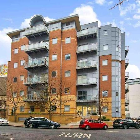 Cozy Modern Apartment In Croydon Central Eksteriør bilde